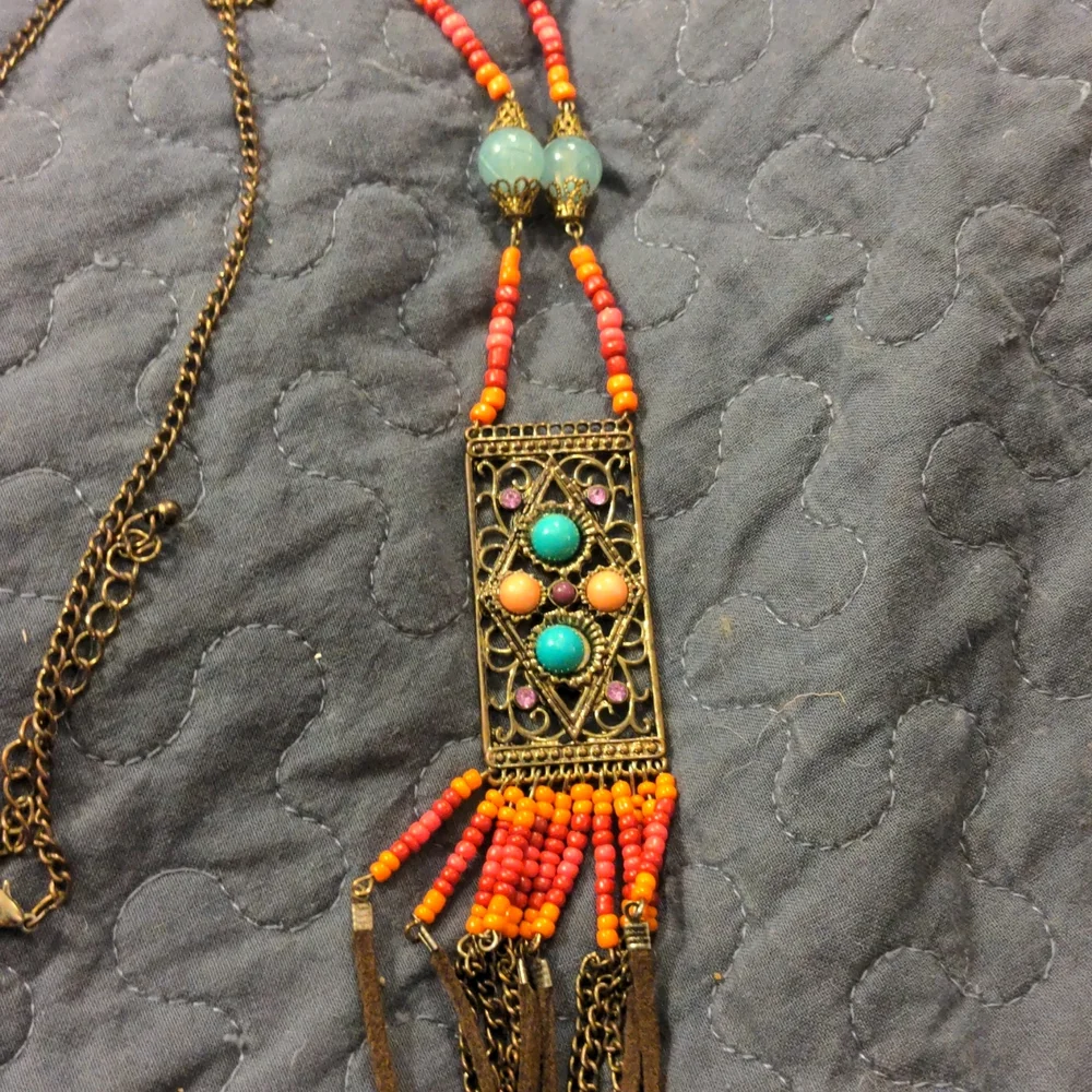DONATED // Necklace lot of 8 - Picture 9 of 16